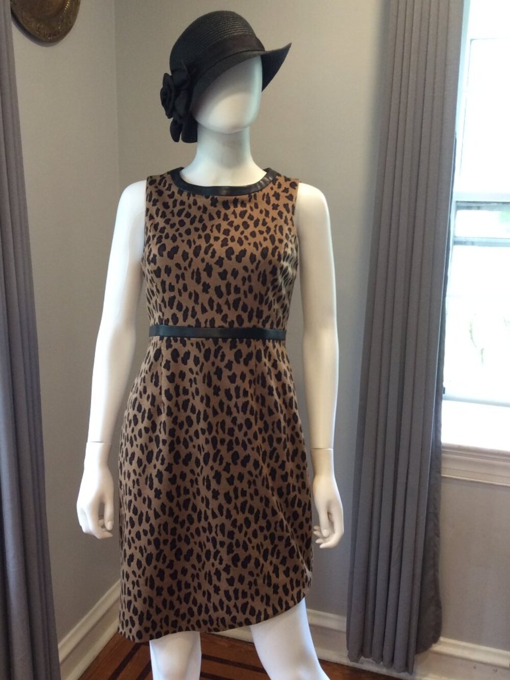 Kasper Leopard Print Sleeveless Dress Classic Belted Midi Dress
